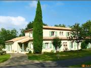 Vente Maison 10 pièces 288 m2 Angouleme