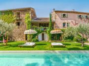 Vente Maison 10 pièces 300 m2 Uzès