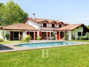 Vente Maison 10 pièces 327 m2 Saint Jean de Luz
