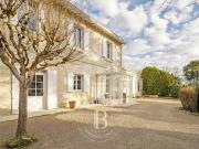 Vente Maison 10 pièces 348 m2 Carignan de Bordeaux