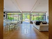 Vente Maison 10 pièces 384 m2 Bordeaux