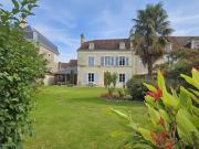 Vente Maison 10 pièces 396 m2 Saint Savin