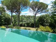 Vente Maison 11 pièces 280 m2 Nimes