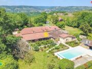 Vente Maison 11 pièces 395 m2 Saint Chamassy