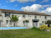 Vente Maison 11 pièces 400 m2 Aiffres