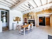 Vente Maison 12 pièces 272.5 m2 Bourg sur gironde