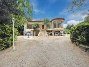 Vente Maison 12 pièces 450 m2 Nimes