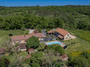 Vente Maison 14 pièces 340 m2 Gourdon Vente Maison 14 pièces 340 m2 Gourdon