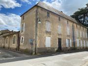 Vente Maison 14 pièces 454 m2 Lezay