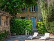 Vente Maison 15 pièces 1011 m2 Aix en Provence