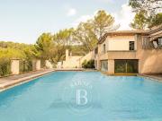 Vente Maison 15 pièces 570.83 m2 Aix en Provence