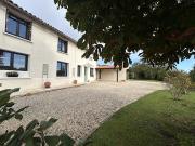 Vente Maison 4 pièces 170 m2 Nanteuil en Vallée