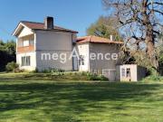 Vente Maison 4 pièces 174 m2 Reignac