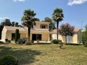 Vente Maison 4 pièces 191 m2 Chermignac