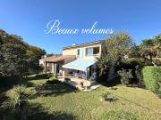 Vente Maison 5 pièces 120 m2 Six Fours les Plages