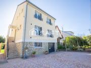 Vente Maison 5 pièces 130 m2 Le Mesnil Saint Denis