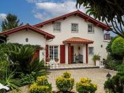 Vente Maison 5 pièces 168 m2 Saint Pée sur Nivelle