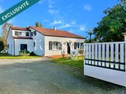 Vente Maison 5 pièces 178 m2 Fontenay le Comte