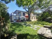 Vente Maison 5 pièces 203 m2 Nimes