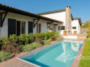 Vente Maison 5 pièces 215 m2 Arbonne