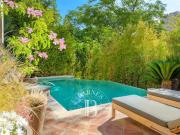 Vente Maison 5 pièces 244.34 m2 Marseille 8ème