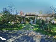 Vente Maison 5 pièces 280 m2 Saint Etienne de Puycorbier