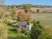 Vente Maison 6 pièces 135 m2 Castillonnès