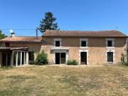 Vente Maison 6 pièces 146 m2 Ruffec