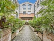 Vente Maison 6 pièces 159.33 m2 Paris 9ème