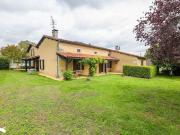Vente Maison 6 pièces 150 m2 Saint Quentin de Chalais