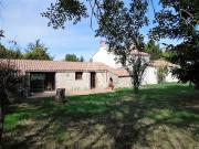 Vente Maison 6 pièces 174 m2 Saint Avaugourd des Landes