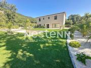 Vente Maison 6 pièces 180 m2 Plan de la Tour