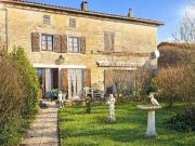 Vente Maison 6 pièces 192 m2 Ruffec
