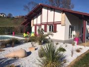 Vente Maison 6 pièces 200 m2 Saint Pée sur Nivelle
