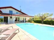 Vente Maison 6 pièces 202 m2 Amendeuix Oneix