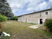 Vente Maison 6 pièces 227.8 m2 Montbron