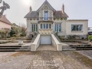 Vente Maison 7 pièces 140 m2 Amboise