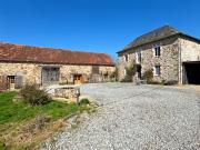 Vente Maison 7 pièces 155 m2 Saint Germain les Vergnes