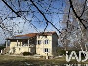 Vente Maison 7 pièces 170 m2 Sanssac l'Eglise