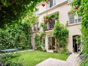 Vente Maison 7 pièces 182.6 m2 Paris 13ème