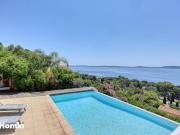 Vente Maison 7 pièces 200 m2 Carqueiranne