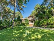 Vente Maison 7 pièces 200 m2 La Celle Saint Cloud