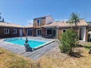 Vente Maison 7 pièces 214 m2 Chateauneuf