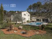 Vente Maison 7 pièces 216 m2 Peyrolles en Provence
