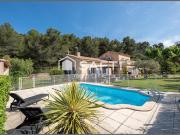 Vente Maison 7 pièces 220 m2 Meyreuil