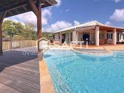Vente Maison 7 pièces 221 m2 Le carbet