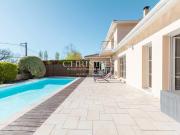 Vente Maison 7 pièces 250 m2 Yvrac