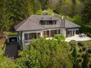 Vente Maison 7 pièces 264 m2 Bluffy