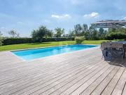 Vente Maison 7 pièces 270 m2 Saint Pierre Azif