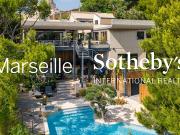 Vente Maison 7 pièces 350 m2 Marseille 7ème